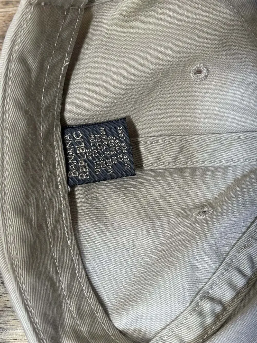 VTG 90s Banana Republic Embroidered Globe Logo Khaki Beige Cotton Baseball Cap